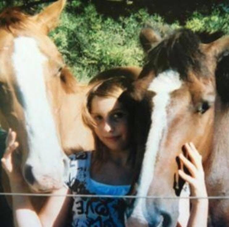 Sadie Meredith - Photo 6