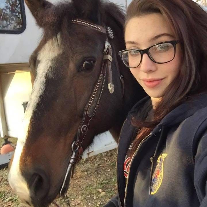 Sadie Meredith - Photo 5